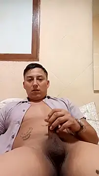 LuisMex1998 online show from 02.15.26