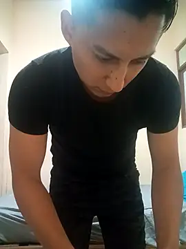 LuisMex1998 online show from 02.20.26