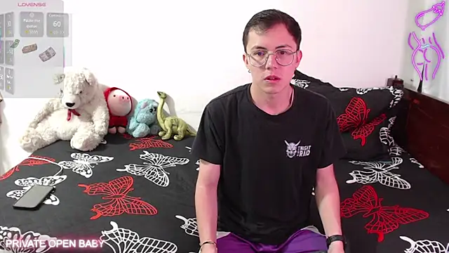 Tina 4 Charlie online show from 10.22.25