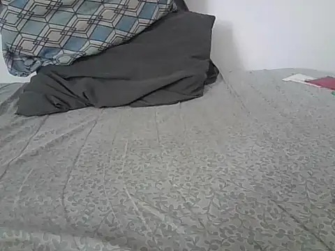 Snapshot of H50france chatting on 09.19.25 H50france online show from 09.19.25