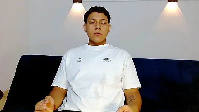 Tylerdrdn online show from 11.19.25