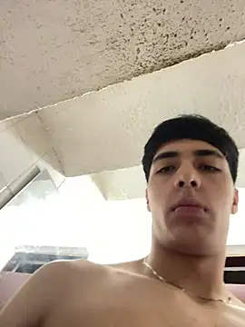 Snapshot of max_ryderr chatting on 03.14.25 max ryderr online show from 03.14.25