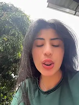 fiorella paris online show from 04.25.26