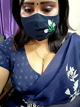 Queenflowerr online show from 03.08.26