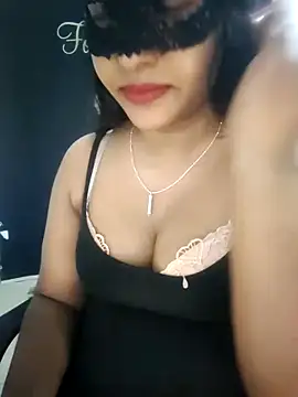 Snapshot of Sexy-Monikaa chatting on 02.28.25 Sexy-Monikaa online show from 02.28.25