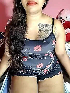 Snapshot of Sexy-Monikaa chatting on 05.18.26 Sexy-Monikaa online show from 05.18.26