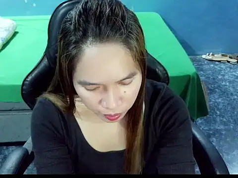 Asianpinaybeauty yam007 online show from 04.18.26