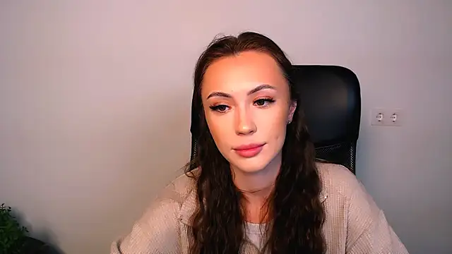 Nikonara Love online show from 11.14.25