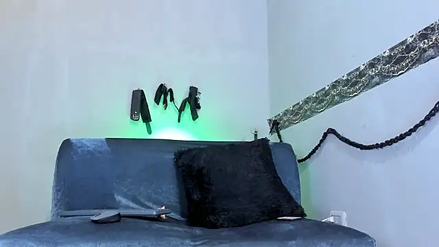 KaramStone online show from 02.19.25