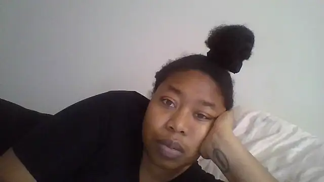 angeliquebelcali online show from 02.23.25