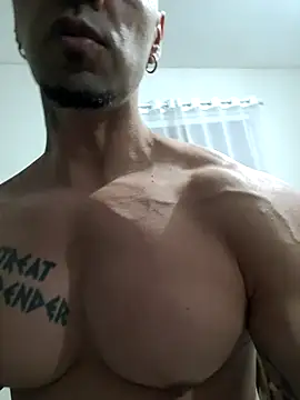 Snapshot of badbrown chatting on 02.23.25 badbrown online show from 02.23.25