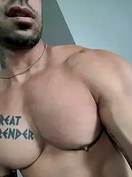 Snapshot of badbrown chatting on 02.27.25 badbrown online show from 02.27.25