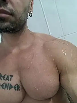 Snapshot of badbrown chatting on 03.19.25 badbrown online show from 03.19.25