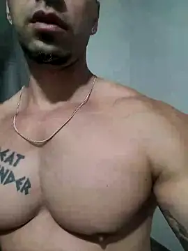 Snapshot of badbrown chatting on 03.20.25 badbrown online show from 03.20.25