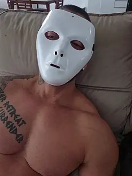 Snapshot of badbrown chatting on 11.09.25 badbrown online show from 11.09.25