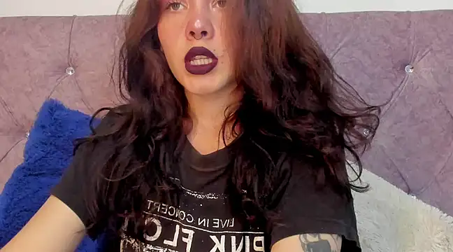 Snapshot of onix_bl4ck chatting on 02.08.25 onix bl4ck online show from 02.08.25