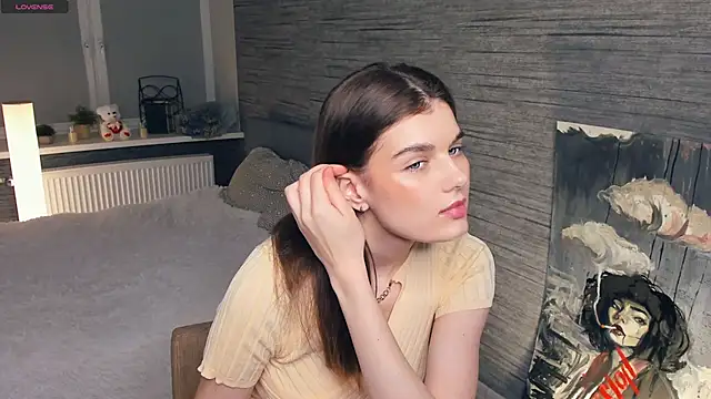 FloraDobb online show from 02.27.25