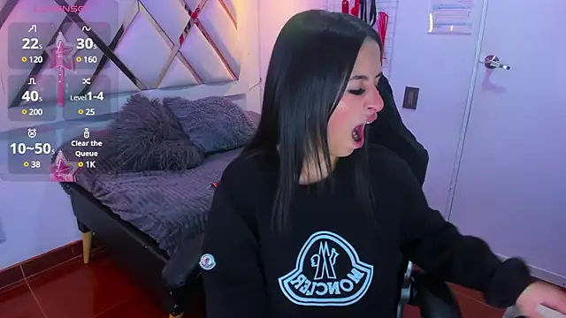 Snapshot of Belinda_Braund chatting on 03.17.25 Belinda Braund online show from 03.17.25