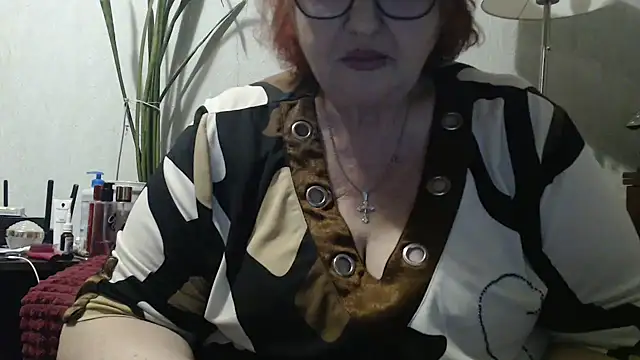 DeniseeRosea online show from 04.07.26