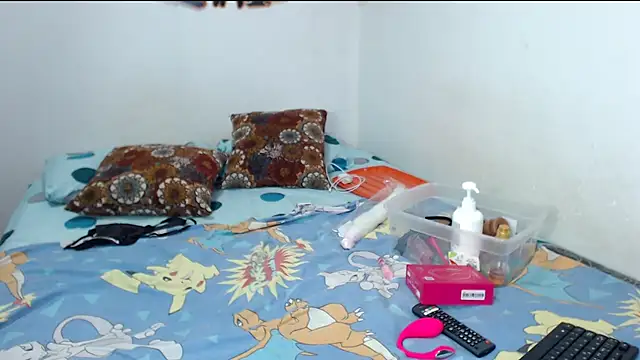 Snapshot of Ashley_Spicy chatting on 10.25.25 Ashley Spicy online show from 10.25.25