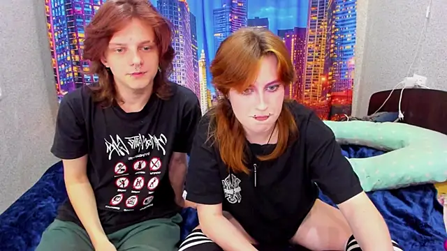 Snapshot of Jiffyyo chatting on 09.19.25 Jiffyyo online show from 09.19.25