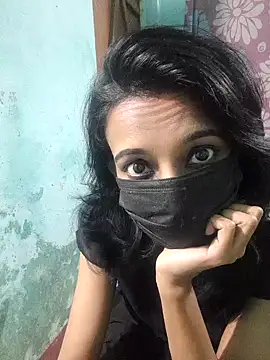 Snapshot of Bong-lady chatting on 01.24.25 Bong-lady online show from 01.24.25