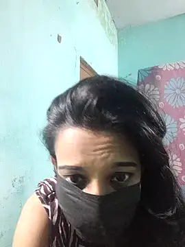 Snapshot of Bong-lady chatting on 01.25.25 Bong-lady online show from 01.25.25