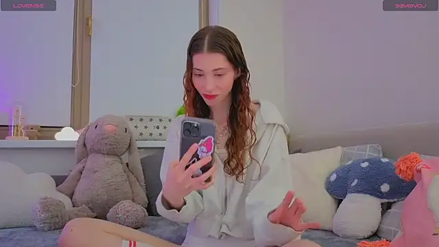 HappyVivy online show from 10.06.25