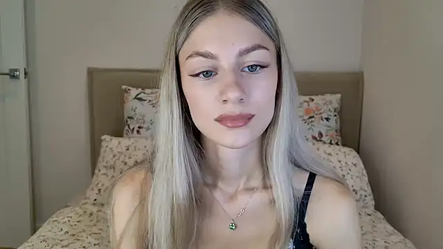 Snapshot of GabriellaOlsen chatting on 10.06.25 GabriellaOlsen online show from 10.06.25