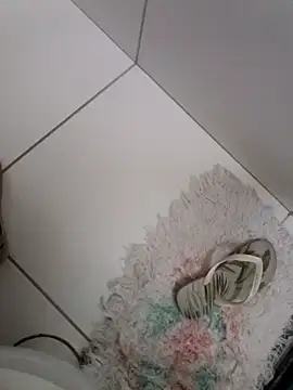 Snapshot of Trixboy201 chatting on 10.21.25 Trixboy201 online show from 10.21.25