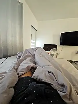 Snapshot of j0nathan00 chatting on 02.12.25 j0nathan00 online show from 02.12.25