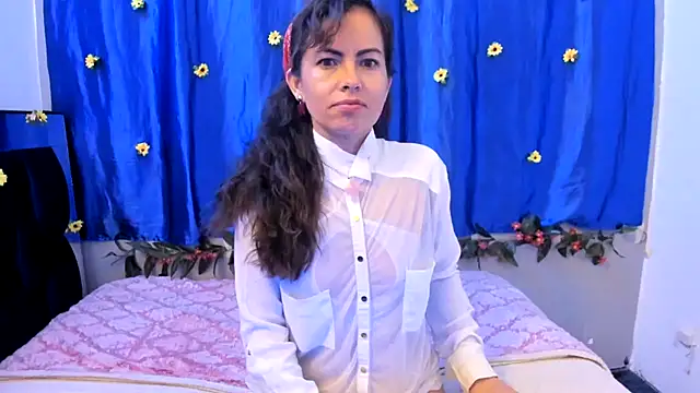 ShairaMarss online show from 10.11.25