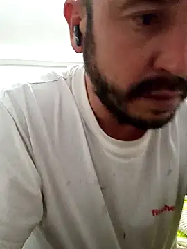 Snapshot of wapo100x100 chatting on 01.31.25 wapo100x100 online show from 01.31.25