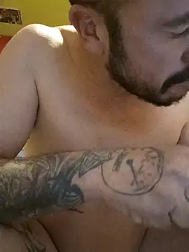 Snapshot of wapo100x100 chatting on 02.12.25 wapo100x100 online show from 02.12.25