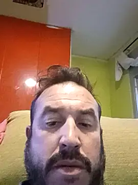 Snapshot of wapo100x100 chatting on 02.21.25 wapo100x100 online show from 02.21.25