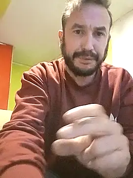 Snapshot of wapo100x100 chatting on 02.24.25 wapo100x100 online show from 02.24.25