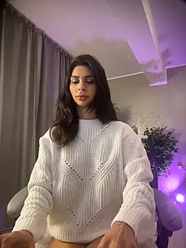 AmeliaMaris online show from 12.04.25