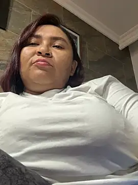 KarlaWild online show from 02.08.25