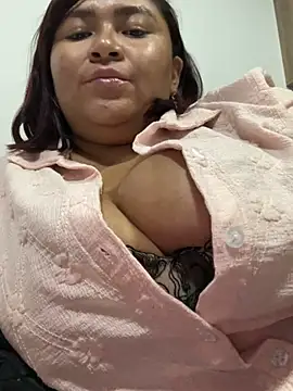 KarlaWild online show from 02.16.25