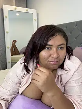 KarlaWild online show from 02.21.25