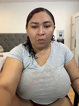 KarlaWild online show from 07.11.26