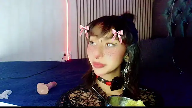 Snapshot of verhona_vlad chatting on 03.07.25 verhona vlad online show from 03.07.25