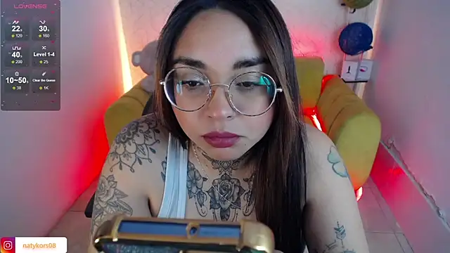 Snapshot of natyk_m chatting on 01.30.25 natyk m online show from 01.30.25