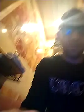 Snapshot of MaxDevilWhite chatting on 09.10.25 MaxDevilWhite online show from 09.10.25