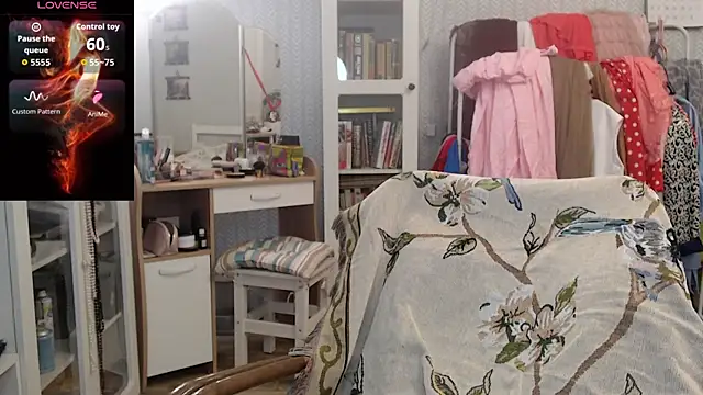 Soffya Soy online show from 02.15.26