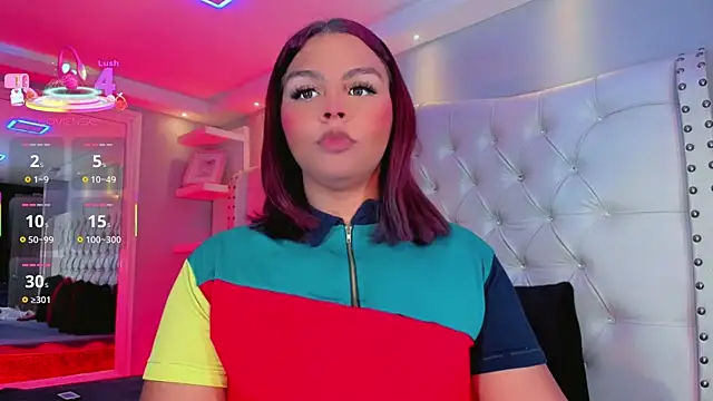 CamiiGarcia online show from 12.20.25