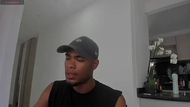 Snapshot of Fer_montanna chatting on 12.13.25 Fer montanna online show from 12.13.25