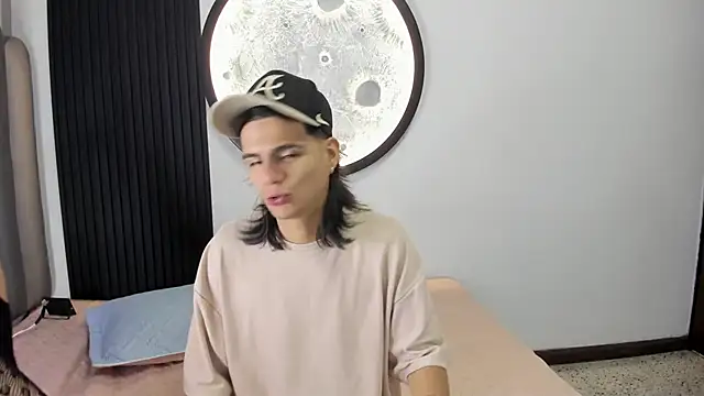 Martshall09 online show from 10.20.25