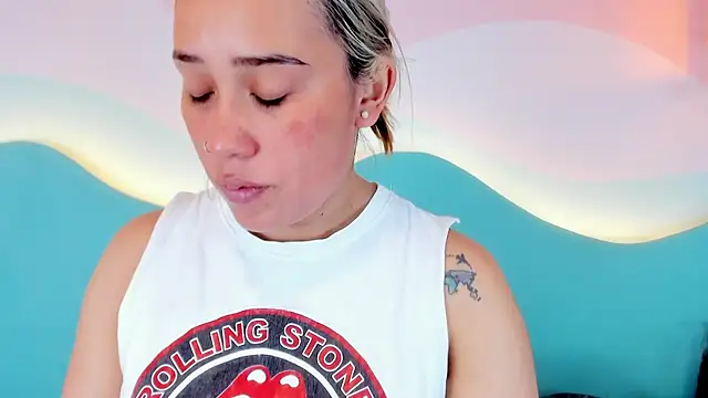 Lannajansen online show from 11.25.25