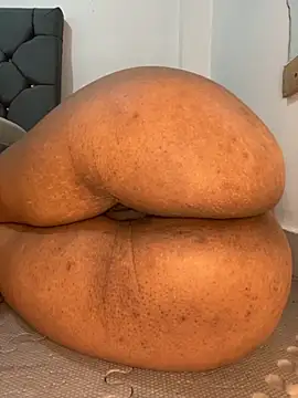 Snapshot of Charlotte_bronxxx chatting on 09.13.25 Charlotte bronxxx online show from 09.13.25